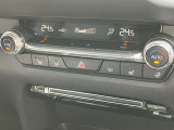 車内快適オートエアコン。ダイヤル式で操作性も良好です