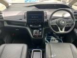 セレナ 1.2 e-POWER ハイウェイスター V 
