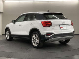 Q2 35 TFSI アドバンスド 