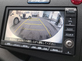 バックカメラのお写真です。駐車が苦手な方でも楽に駐車が行えますね♪