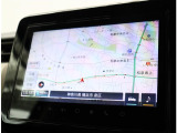 お車選びをお楽しみ頂けるよう、在庫車の展示スペースを十分に確保しております。