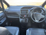 ヴォクシー 2.0 X 4WD 両側パワスラ 後席モニター モデリスタ
