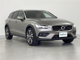 V60クロスカントリー B5 AWD プロ 4WD 4WD 本革シート