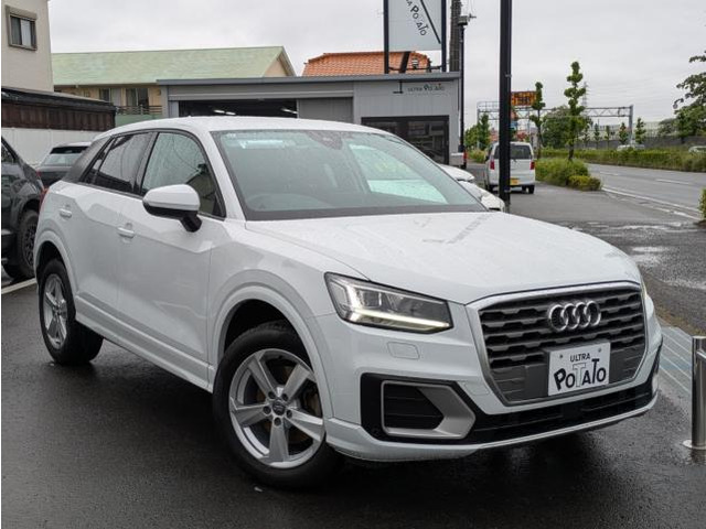 Q2 1.0 TFSI スポーツ 