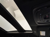 クラウンスポーツ 2.5 Z E-Four 4WD 本革シート
