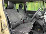 運転席シート廻りは使用感も少なく、良好な状態となっています。丁寧に使われていたことがよくわかりますね。