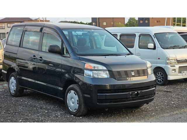 ヴォクシー 2.0 X 4WD 
