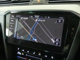 ★Volkswagen純正インフォテイメントシステム”Discover Proのナビゲーションシステムです。全面タッチスクリーンによりまるでスマートフォンのように画面上を軽くタッチするだけで反応します