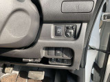 運転席右側に各種スイッチがあります!
