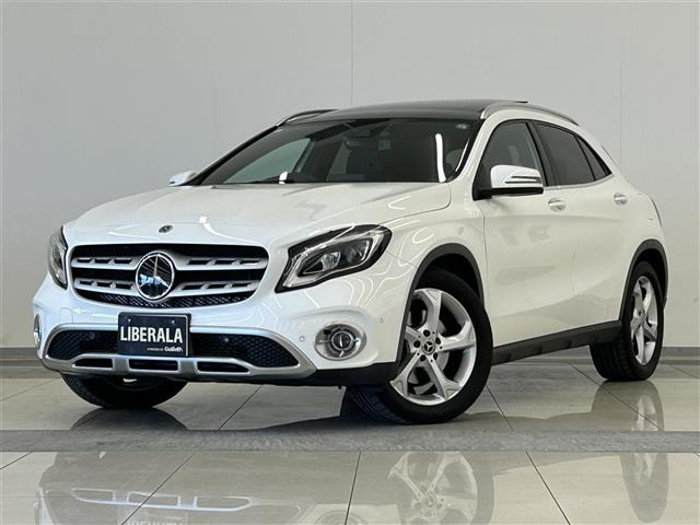 GLAクラス GLA220 4マチック 4WD 4WD 本革シート