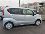 静岡ダイハツの中古車は、展示前に徹底した洗車や室内清掃を実施しております。