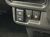 運転席・助手席シートヒーター装備