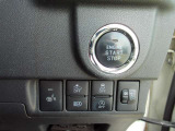 運転しながら操作しやすいように各種ボタンが設置されています♪ストレスのない快適なドライブに必須です!