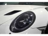 LEDメインブラックヘッドライト(PDLS)で御座います。