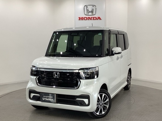 N-BOXカスタム  カスタム 660 4WD