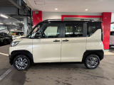 デリカミニ T プレミアム 4WD 