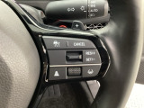 右側のステアリングスイッチはHondaセンシング系のスイッチにセレクターホイールを装備。スピードメーター内・マルチインフォメーション・ディスプレーの各表示が確認できます。