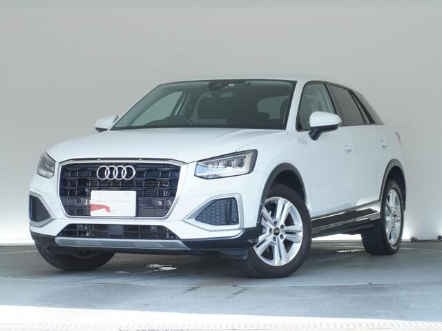Q2 35 TFSI アドバンスド 