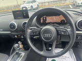 ノーマルなハンドルとなっております!握りやすく長距離運転も快適ですよ〜