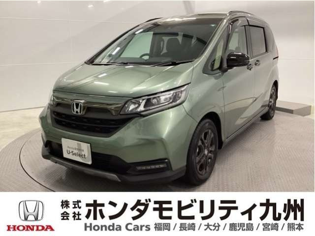 フリード+ 1.5 クロスター ブラックスタイル 