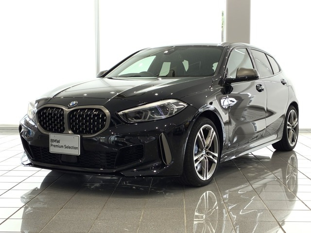 1シリーズ M135i xドライブ 4WD 