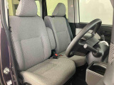 たとえばダイハツのお店にある、たくさんのスマアシ搭載車は、正常に作動する事をしっかり確認します。