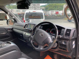 当店の車はルームクリーニング施工済み!納車前には手がけWAX、室内仕上げ清掃で納車をおこなっております!