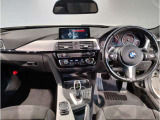 アウトバーンでの走行を見据えたBMWのブレーキシステムはもしもの時にもいち早くマシンを停止してくれます。