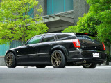 新車並行/AWD(4WD)/実走行証明書有/希少1ナンバー登録/MOPARマフラ-/MOPARコ-ルドエアインテ-クキット/SRT8仕様/ブラックグリル/SRT20in/YOKOHAMA PARADA/Aftermarket Dampers/4灯HID/CELLSTARレ-ダ-探知機/ETC