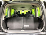 普段のお買い物や通勤、送迎等に十分な荷室スペースを確保しております。セカンドシートを倒すと、大きな荷物の積載も可能です♪