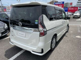 セレナ 2.0 ハイウェイスター V 4WD 