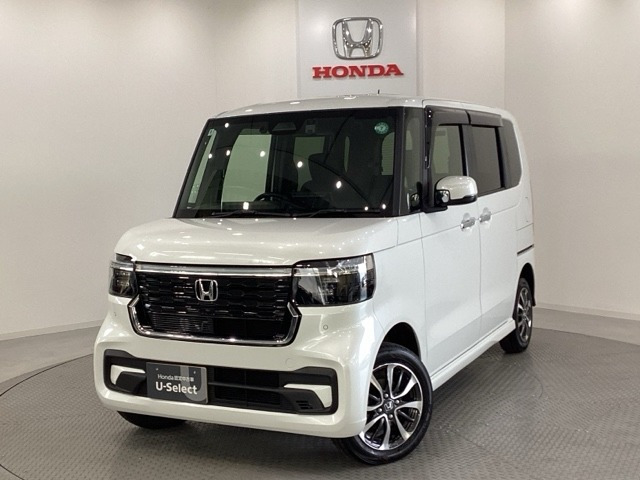 N-BOXカスタム  カスタム 660 4WD