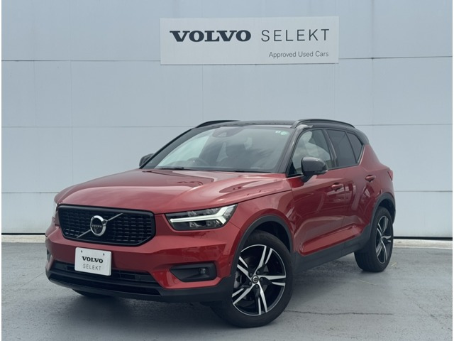 XC40 B4 AWD Rデザイン 4WD 
