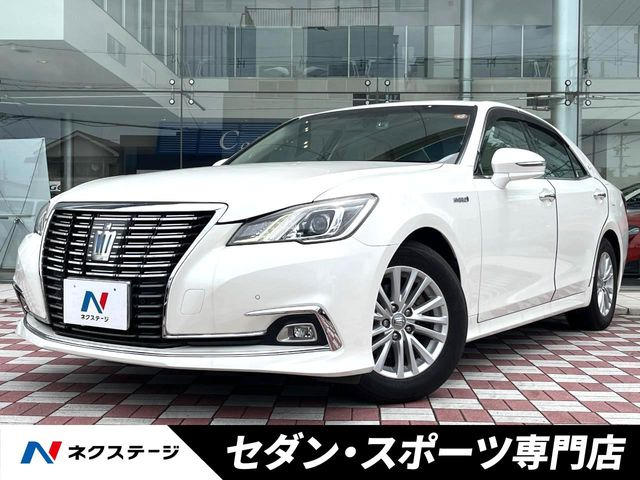 クラウン ハイブリッド 2.5 ロイヤルサルーン 