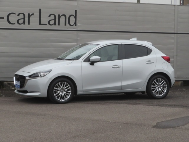 MAZDA2 1.5 15S ホワイト コンフォート 