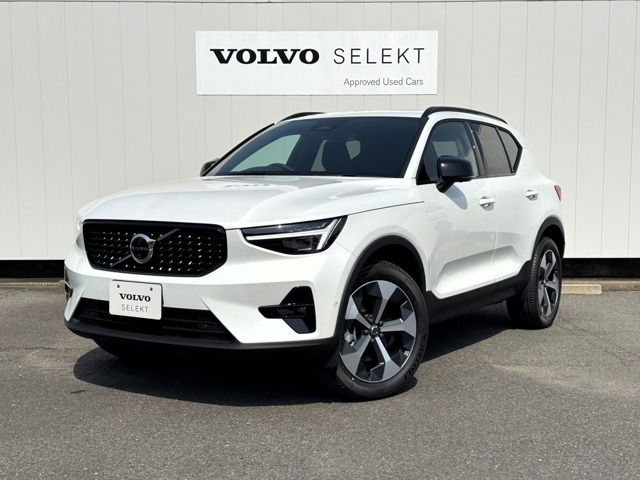 XC40 ウルトラ B4 AWD ダークエディション 4WD 