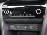 オートエアコン・シートヒーター(運転席・助手席)