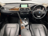 3シリーズセダン 320d ラグジュアリー 
