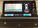 バックでの車庫入れも安心です! リアカメラが付いているバックモニター付のナビを装備しております。バンパーについているソナーや、操作線もついており距離感も画面から確認できます。