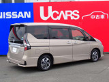 セレナ 1.2 e-POWER ハイウェイスター V 