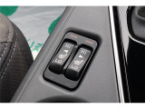 運転席/助手席シートヒーター付です。