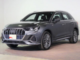 アウディ Q3