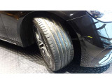 メルセデスの認定中古車「サーティファイドカー」には、最大100項目にも及ぶ点検・整備項目が設定されています。