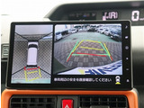 お車選びをお楽しみ頂けるよう、在庫車の展示スペースを十分に確保しております。