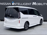 セレナ 2.0 ハイウェイスター V 