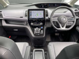 セレナ 1.2 e-POWER ハイウェイスター V 