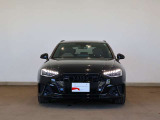 A4アバント  ブラック スタイル プラス ディーゼルターボ 4WD