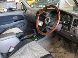 ハイラックスサーフ 2.7 SSR-V ブラックナビゲーター 4WD 