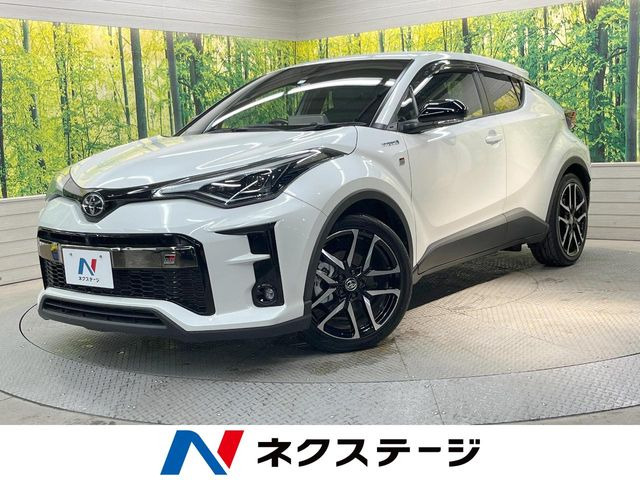 C-HR  S GRスポーツ
