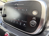 純正タッチモニター!カープレイ・Bluetooth機能も装備!